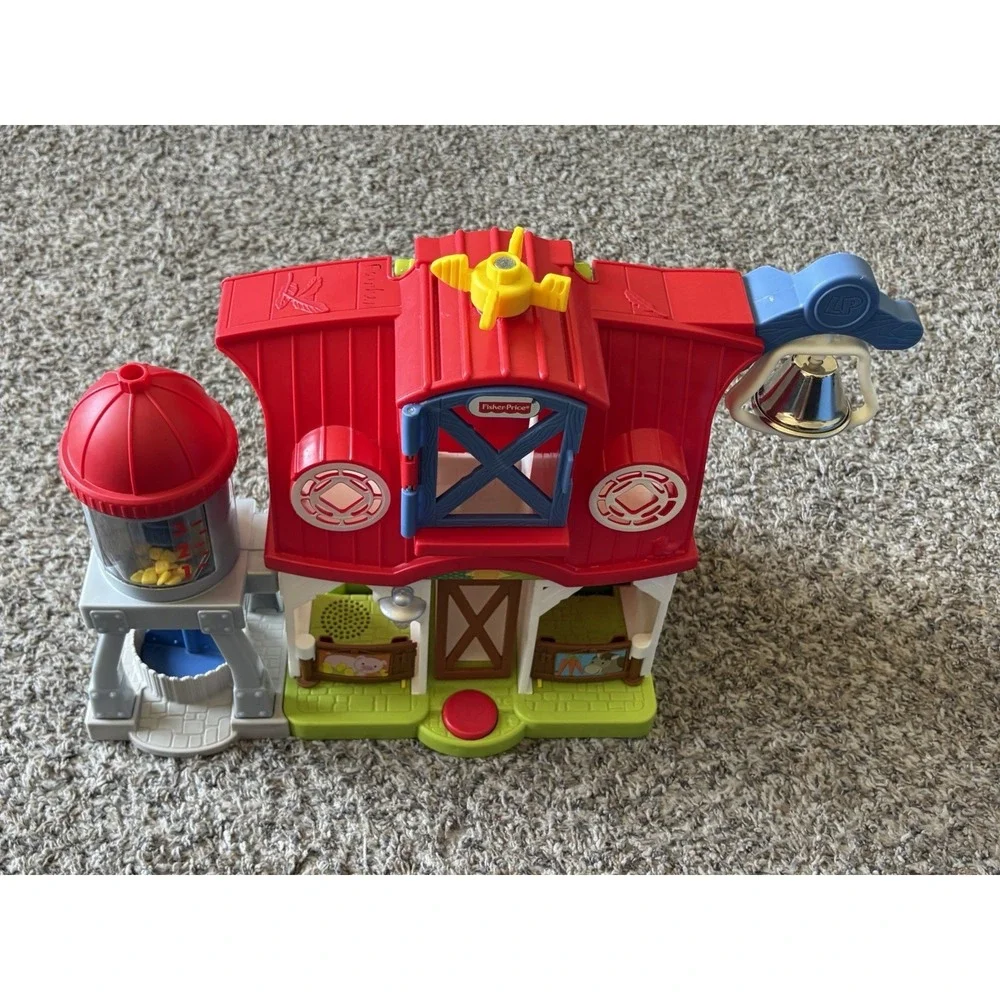 2016 Fisher‎ Price Farm Barn Toy WORKS! Talking Singing Little People Play Set
